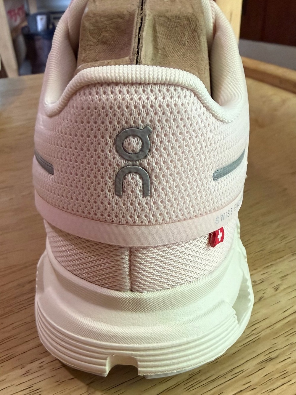 Women’s On Cloud 6 shoes Size 8W New in Box - Picture 6 of 15